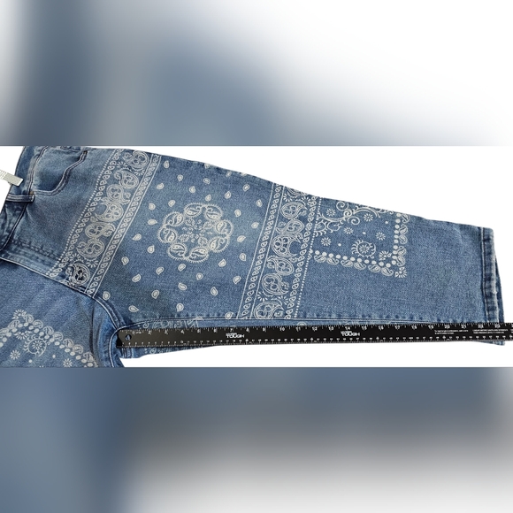 Cato Est. 1946 Denim Blue Boho Patterned Women Hi-Rise Crop Jeans Size 16W NWT - Picture 11 of 16
